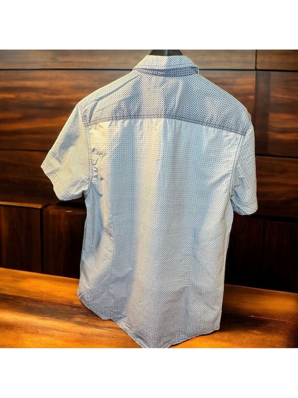 Guess Short Sleeve Shirt SZ M - Picture 5 of 8